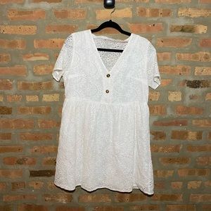 White eyelet lace Flowy summer dress